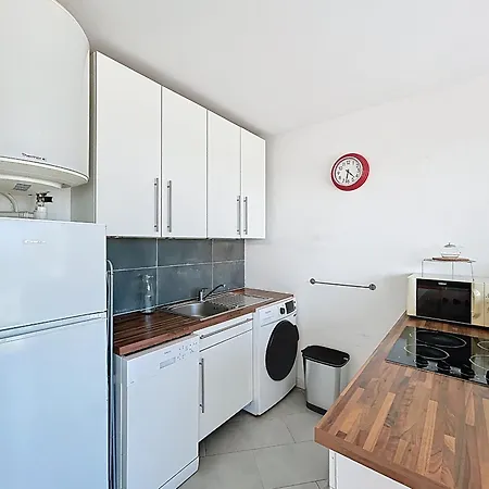 Apartament Bel F2 Renove Avec Vue A - Fr-1-715-111 *